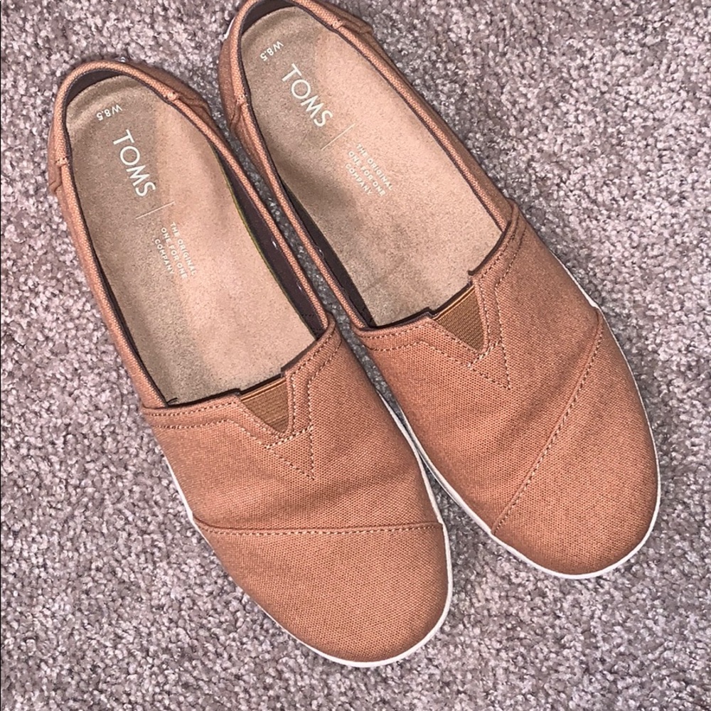 Tan Womens Toms